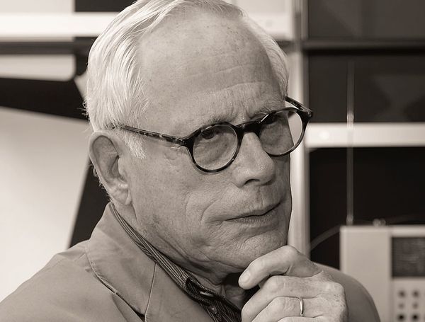 Less but Better! Dieter Rams and the Quest for the Perfect Guitar Riff